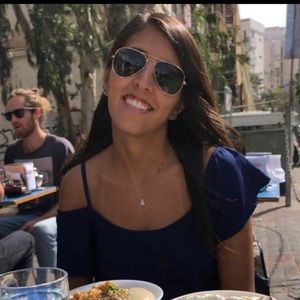 Meet your Posher, Sheila